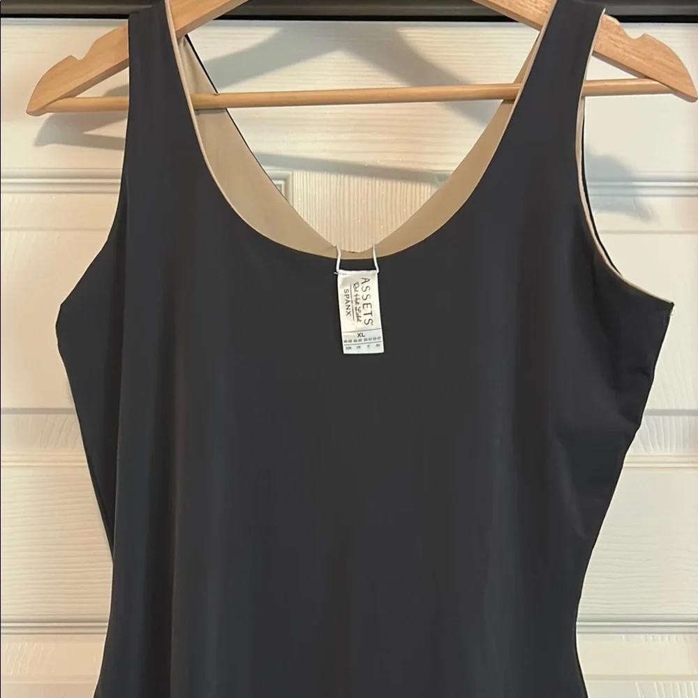 Assets Red Hot Label by Spanx Size XL - Picture 2 of 11